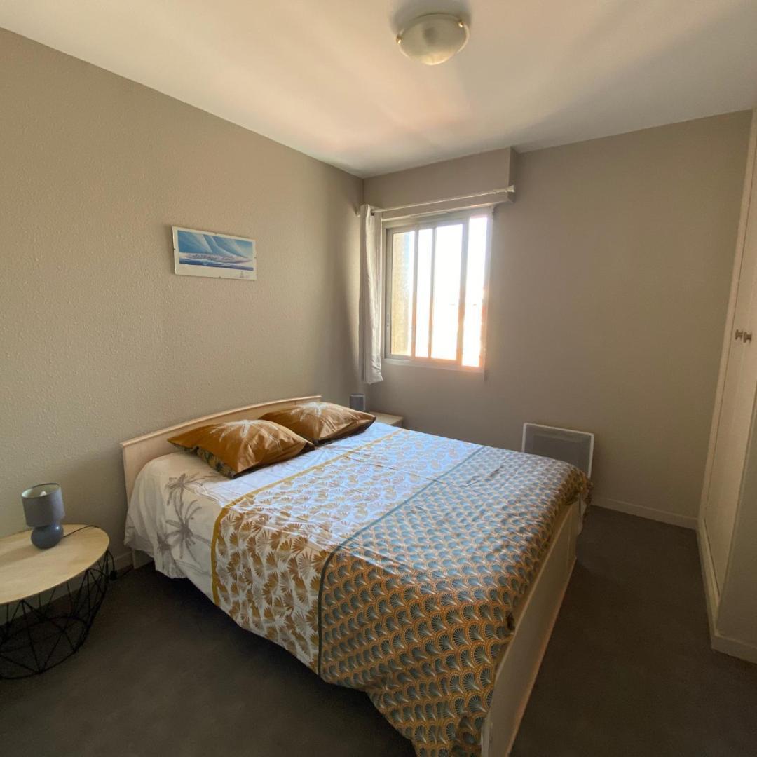 L'Arbre Du Voyageur Apartment เลส์ซาบล์-โดล็อนน์ ภายนอก รูปภาพ